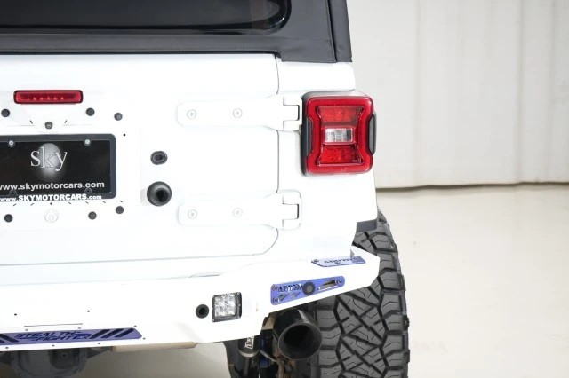 2021 Jeep JL Wrangler - Image 19 of 21