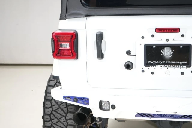 2021 Jeep JL Wrangler - Image 20 of 21