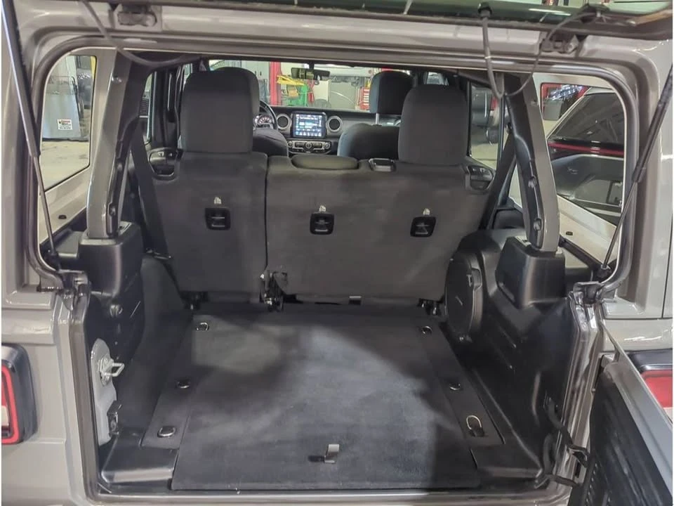 2021 Jeep JL Wrangler - Image 11 of 20