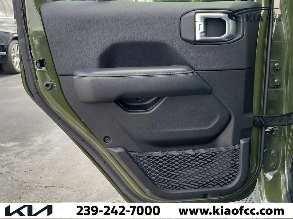 2021 Jeep JL Wrangler - Image 12 of 20