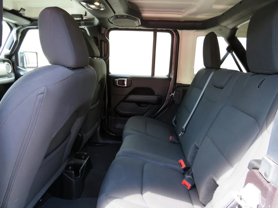 2021 Jeep JL Wrangler - Image 14 of 20