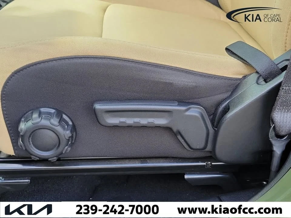 2021 Jeep JL Wrangler - Image 19 of 20