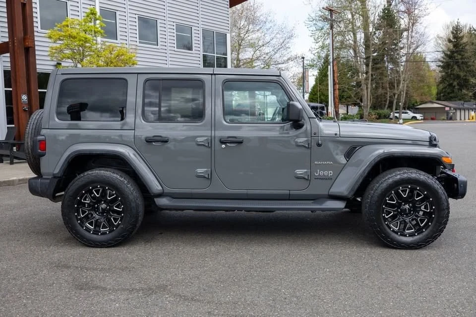 2021 Jeep JL Wrangler - Image 2 of 18