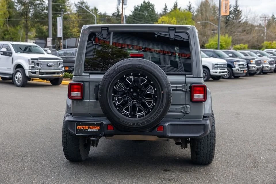 2021 Jeep JL Wrangler - Image 5 of 18