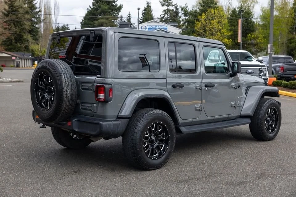 2021 Jeep JL Wrangler - Image 4 of 18