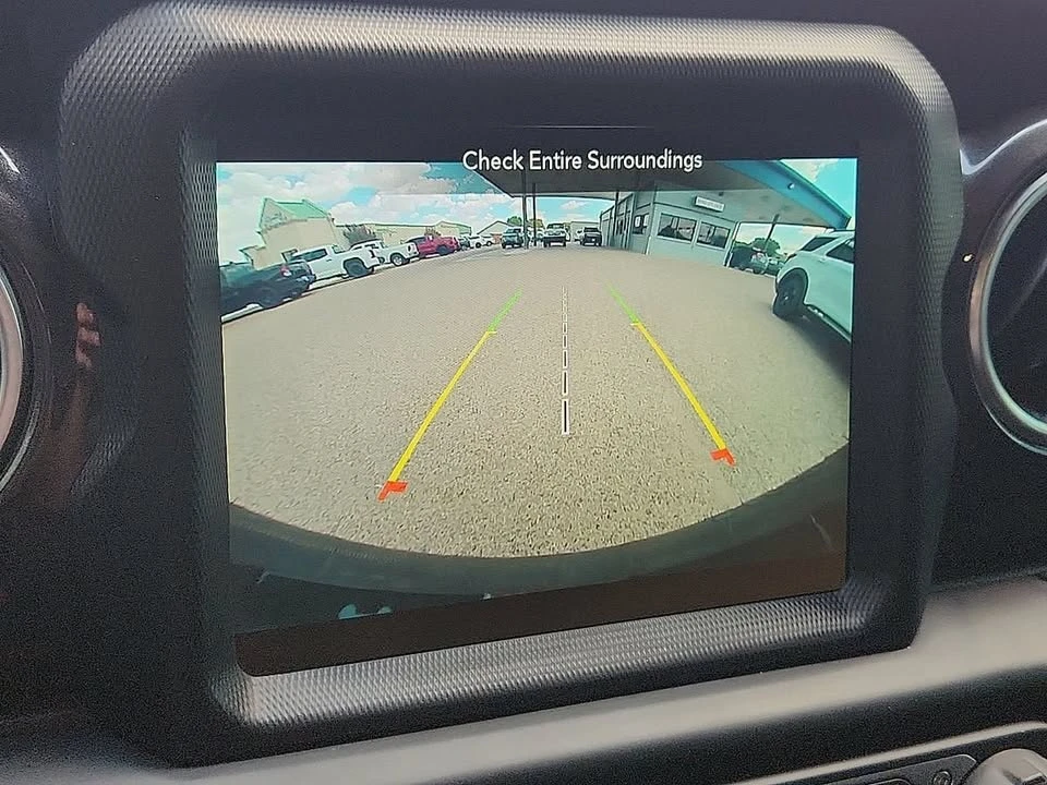 2021 Jeep JL Wrangler - Image 6 of 12