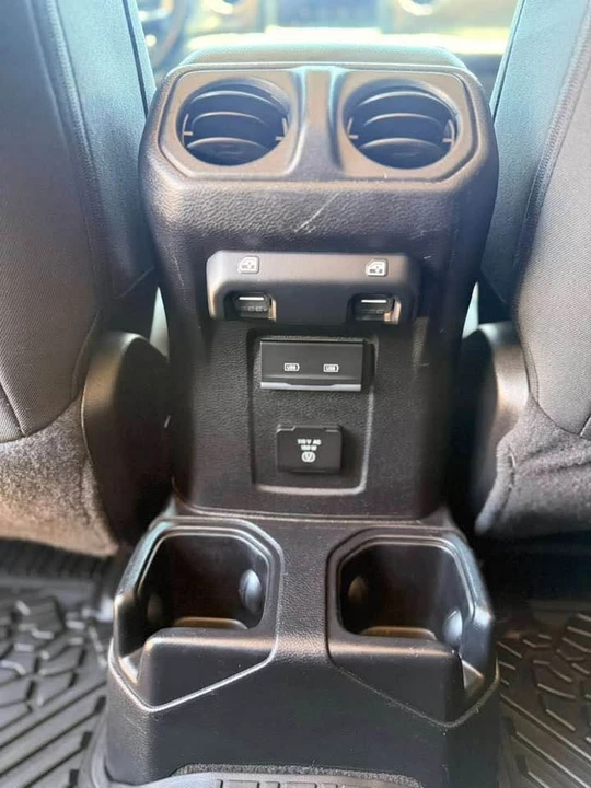 2021 Jeep JL Wrangler - Image 13 of 20