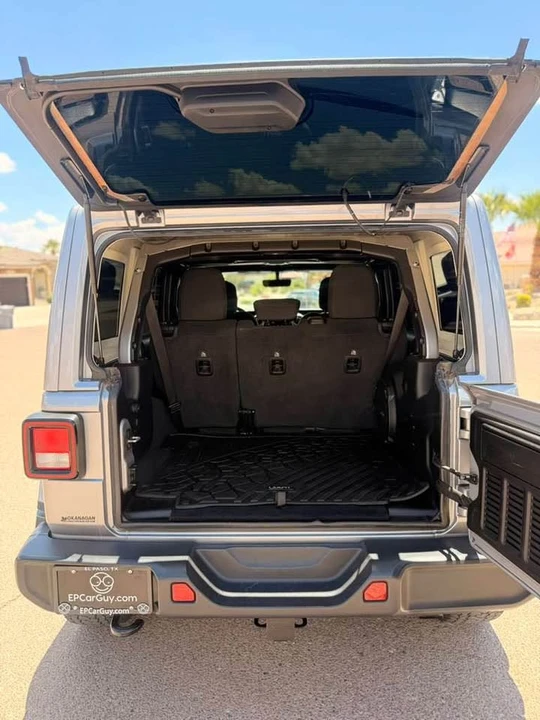 2021 Jeep JL Wrangler - Image 10 of 20