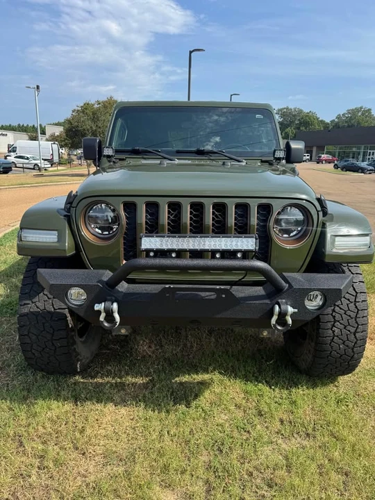 2021 Jeep JL Wrangler - Image 2 of 12
