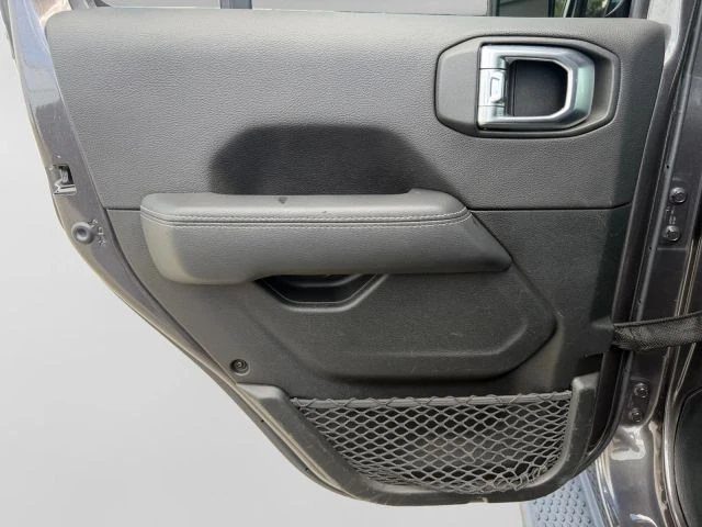 2021 Jeep JL Wrangler - Image 26 of 31