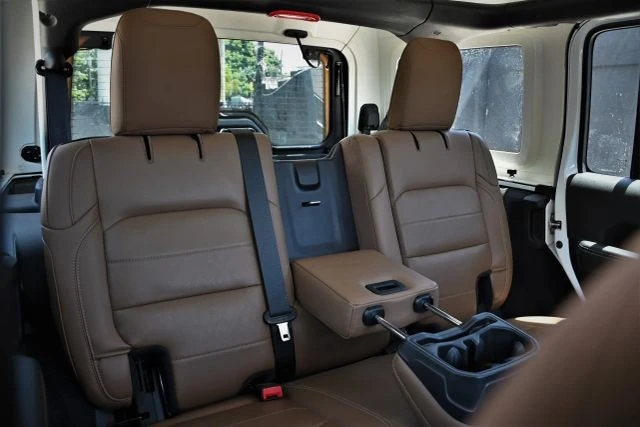 2021 Jeep JL Wrangler - Image 19 of 22