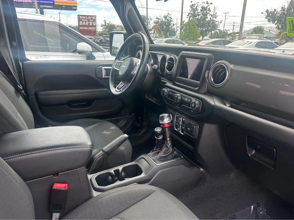 2021 Jeep JL Wrangler - Image 5 of 9