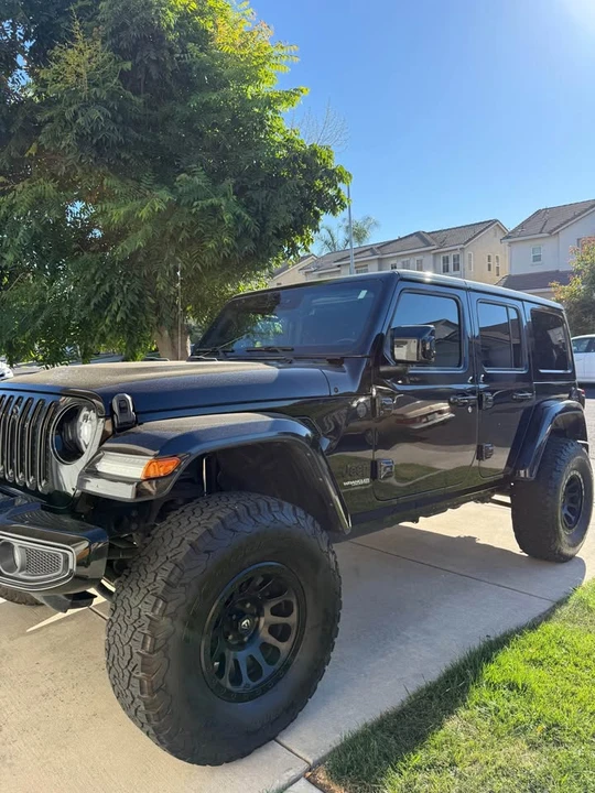 2021 Jeep JL Wrangler - Image 3 of 11