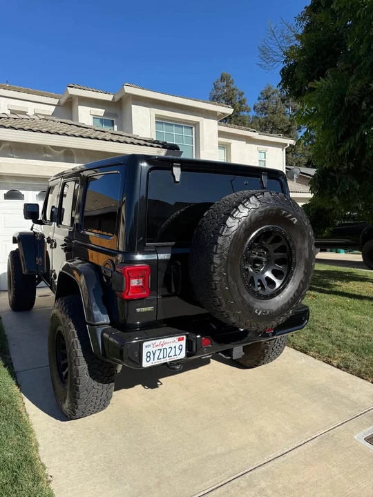 2021 Jeep JL Wrangler - Image 4 of 11