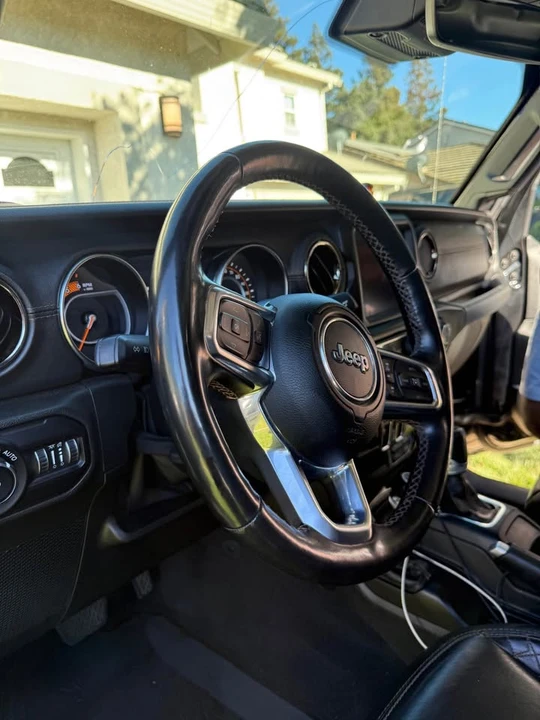 2021 Jeep JL Wrangler - Image 6 of 11