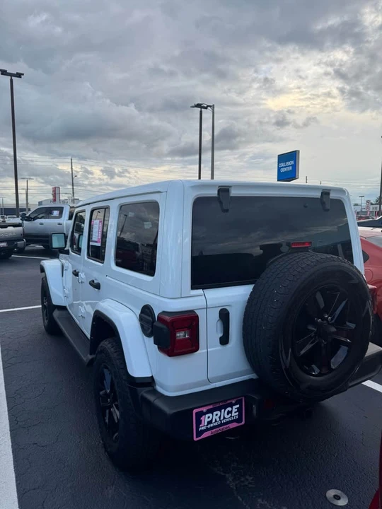 2021 Jeep JL Wrangler - Image 7 of 10