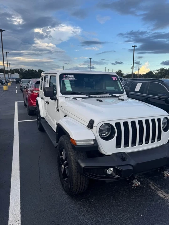 2021 Jeep JL Wrangler - Image 2 of 10