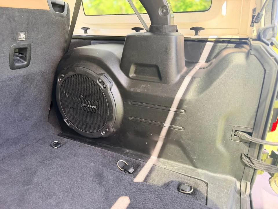 2021 Jeep JL Wrangler - Image 18 of 20