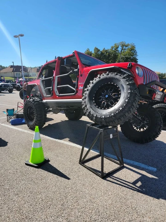 2021 Jeep JL Wrangler - Image 4 of 4