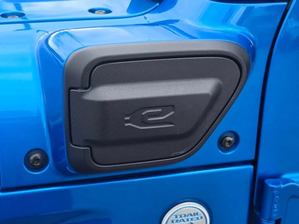 2021 Jeep JL Wrangler - Image 11 of 19