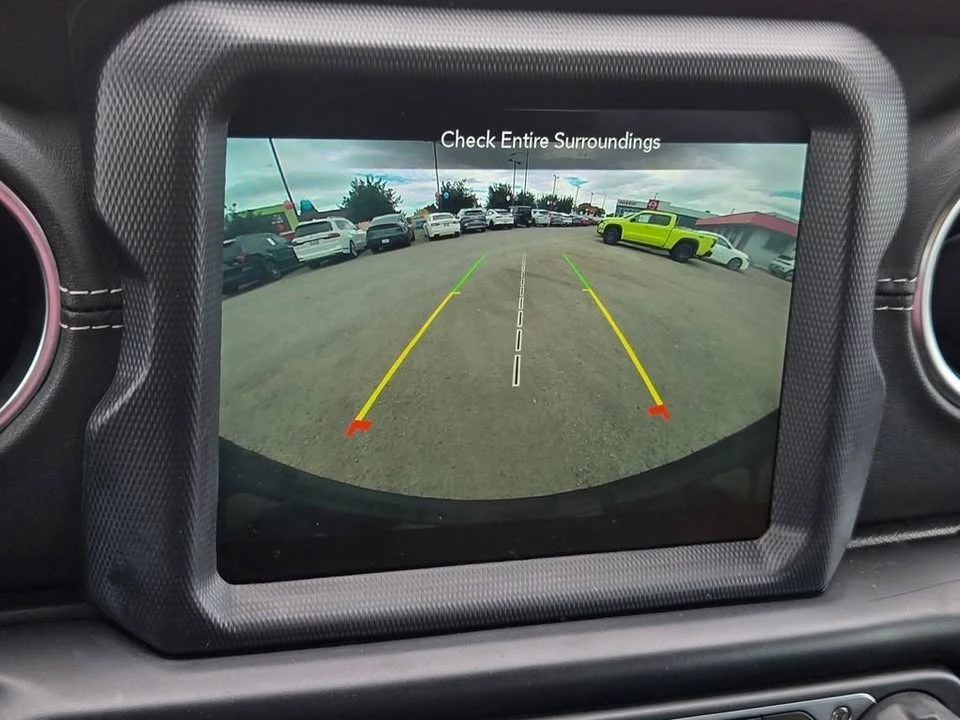 2021 Jeep JL Wrangler - Image 18 of 19