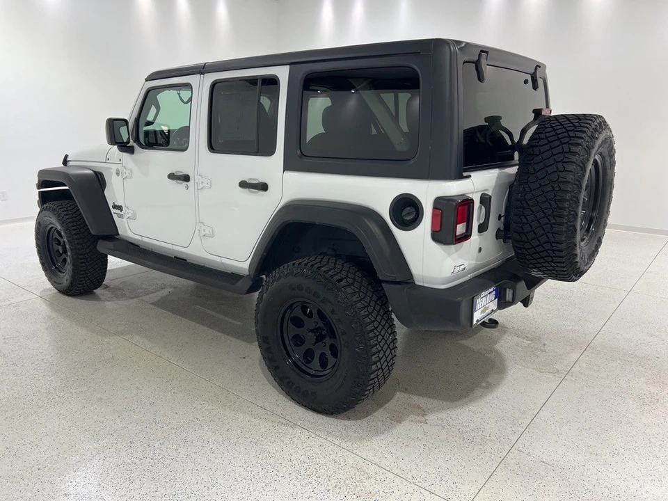 2021 Jeep JL Wrangler - Image 3 of 12