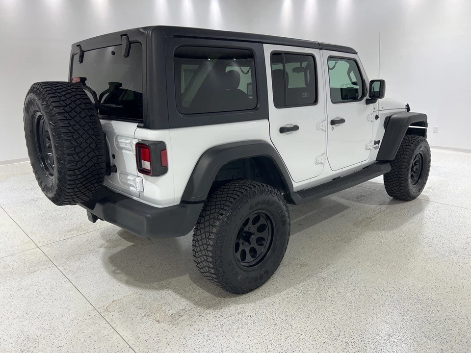 2021 Jeep JL Wrangler - Image 5 of 12