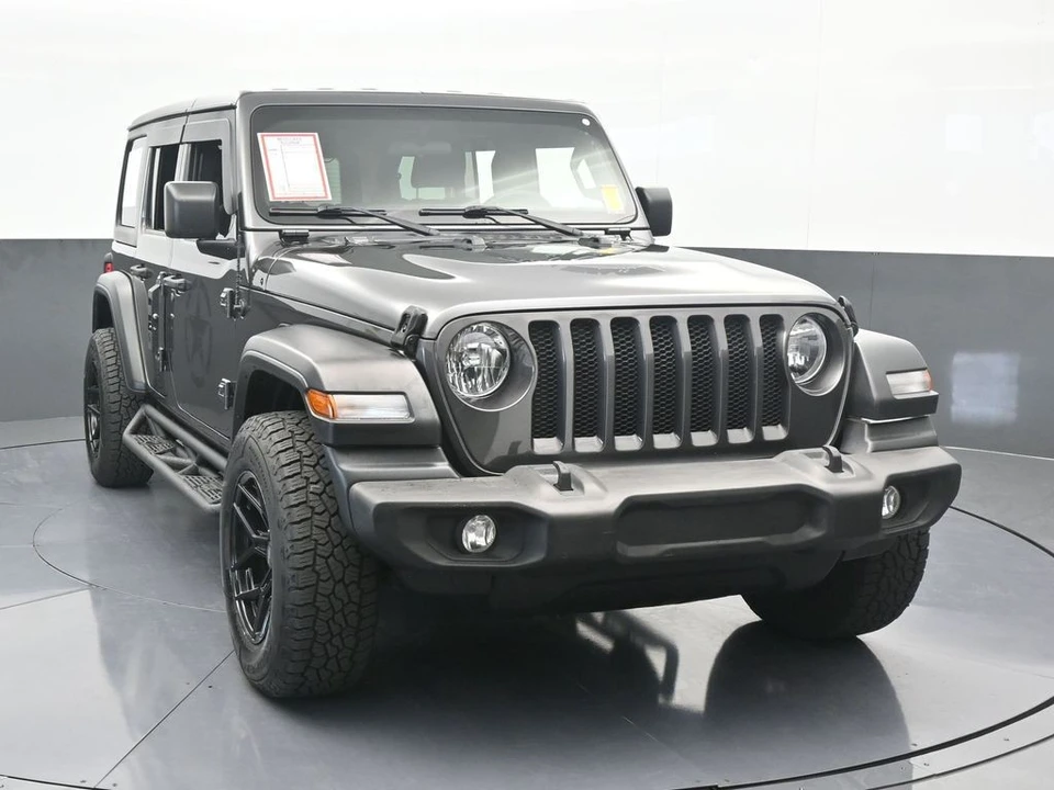 2021 Jeep JL Wrangler - Image 9 of 12