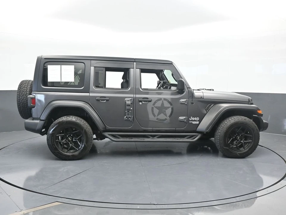 2021 Jeep JL Wrangler - Image 7 of 12