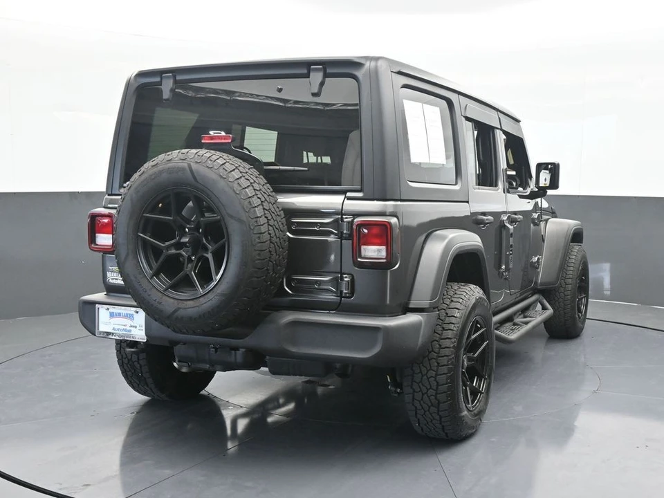 2021 Jeep JL Wrangler - Image 5 of 12