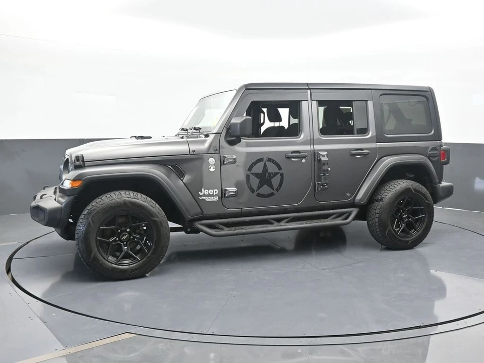 2021 Jeep JL Wrangler - Image 2 of 12