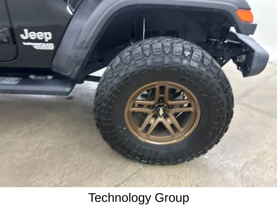 2021 Jeep JL Wrangler - Image 16 of 31