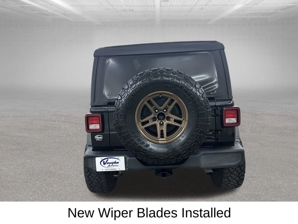 2021 Jeep JL Wrangler - Image 11 of 31