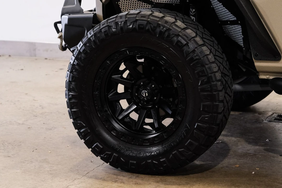 2021 Jeep JL Wrangler - Image 9 of 12
