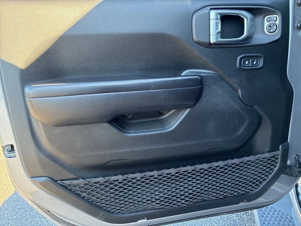 2021 Jeep JL Wrangler - Image 11 of 12