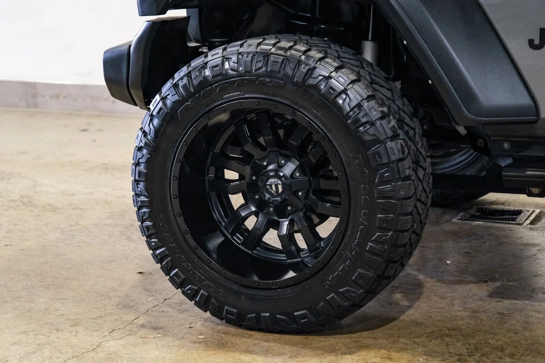 2021 Jeep JL Wrangler - Image 8 of 12