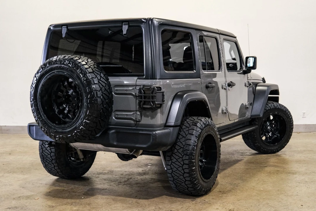 2021 Jeep JL Wrangler - Image 5 of 12