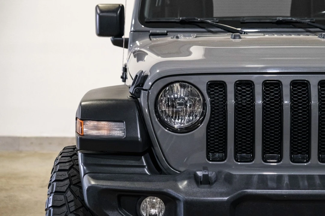 2021 Jeep JL Wrangler - Image 3 of 12