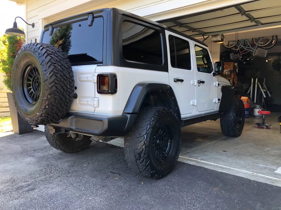 2021 Jeep JL Wrangler - Image 4 of 19