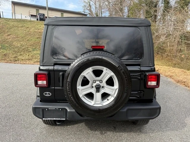 2021 Jeep JL Wrangler - Image 7 of 12