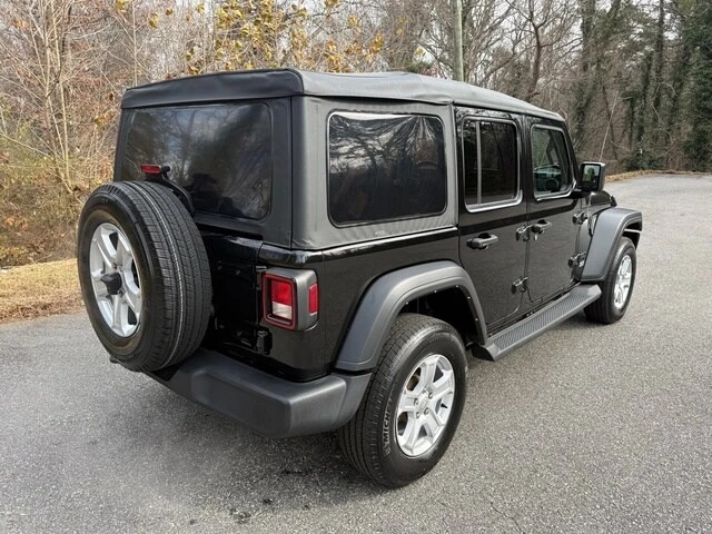 2021 Jeep JL Wrangler - Image 6 of 12