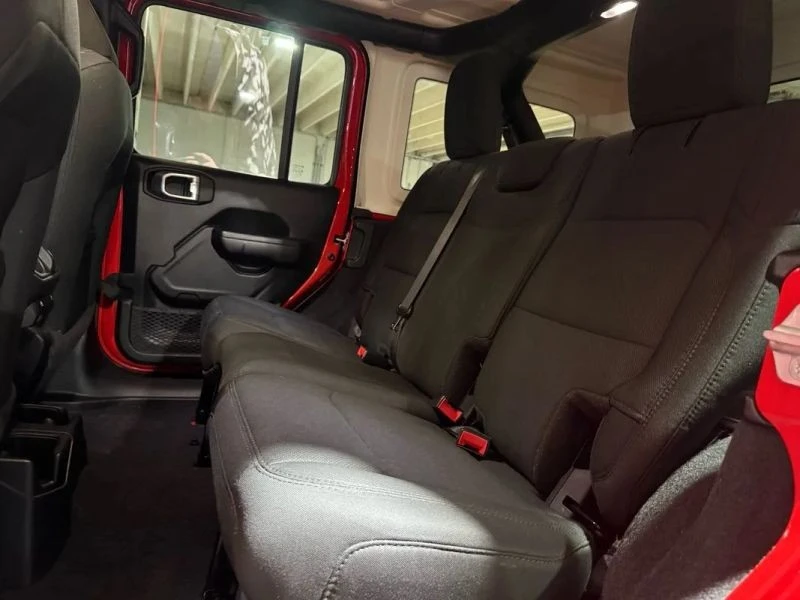 2021 Jeep JL Wrangler - Image 10 of 12
