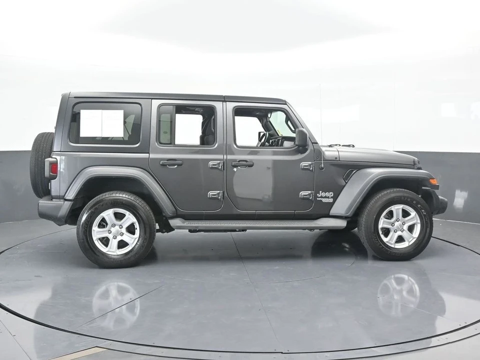 2021 Jeep JL Wrangler - Image 7 of 12