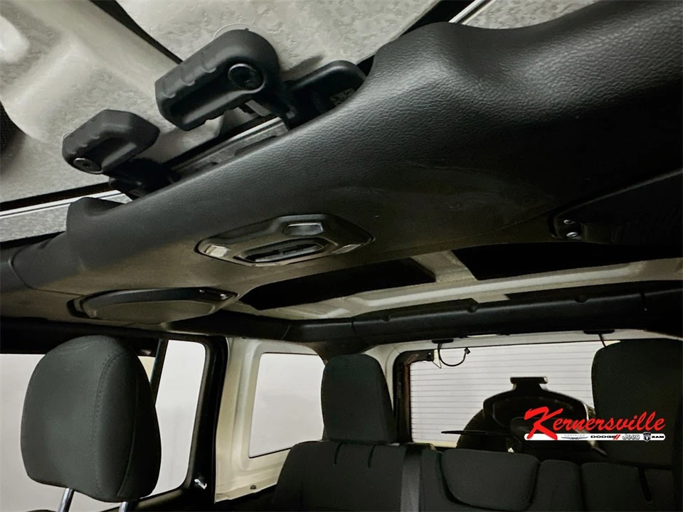 2021 Jeep JL Wrangler - Image 21 of 21