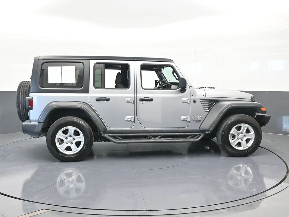 2021 Jeep JL Wrangler - Image 7 of 12