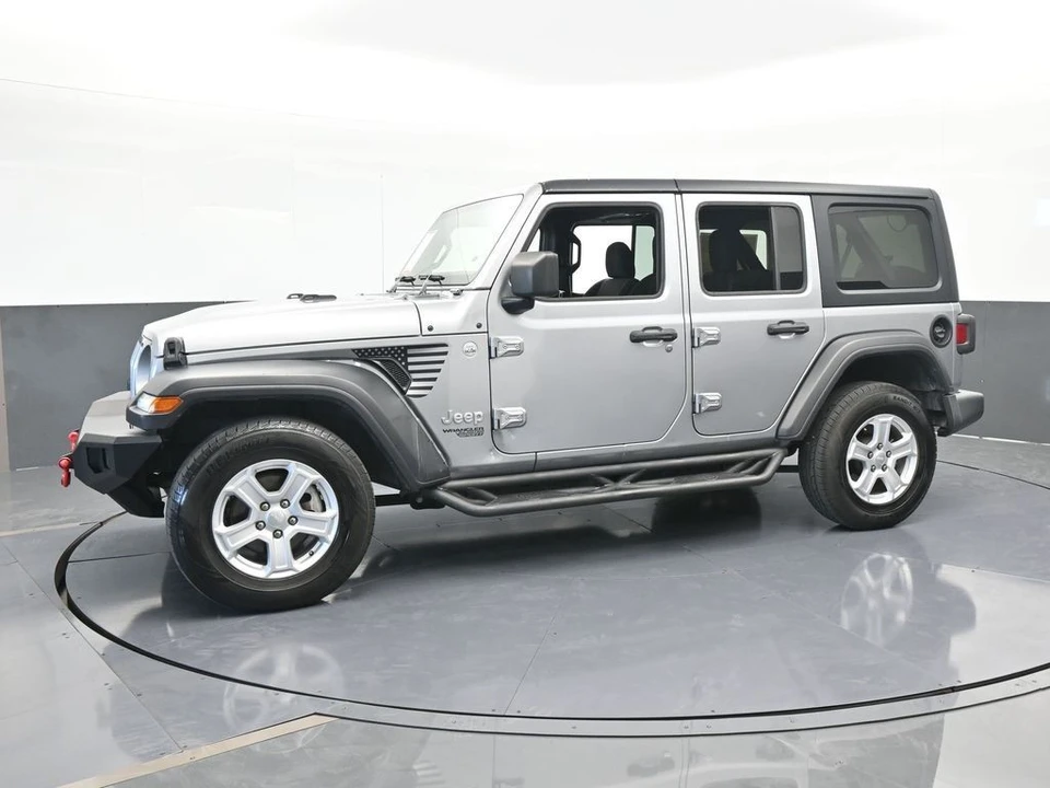 2021 Jeep JL Wrangler - Image 2 of 12