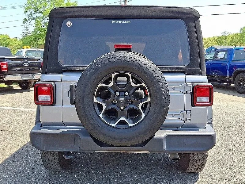 2021 Jeep JL Wrangler - Image 6 of 12