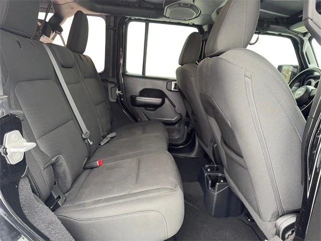 2021 Jeep JL Wrangler - Image 19 of 21