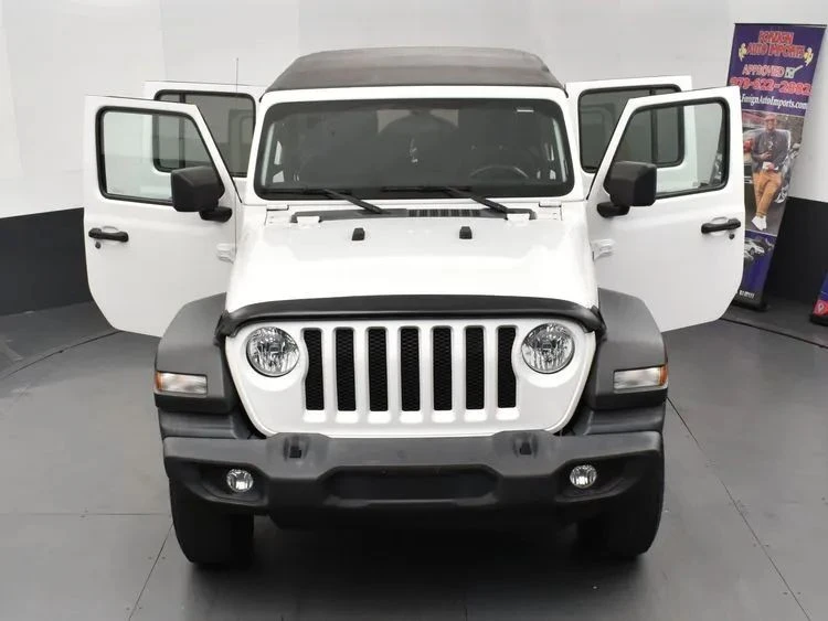 2021 Jeep JL Wrangler - Image 10 of 12