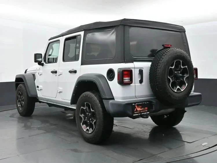 2021 Jeep JL Wrangler - Image 9 of 12